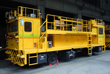 電車線検測車（誘導ガイド付レーザー測定方式）