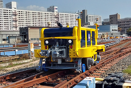 バッテリー式車両牽引車
